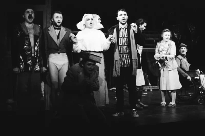 Tömöry Péter (r.), Tolnai Ottó: Paripacitrom 