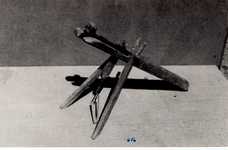 Fésűsmester szerszáma (rok)