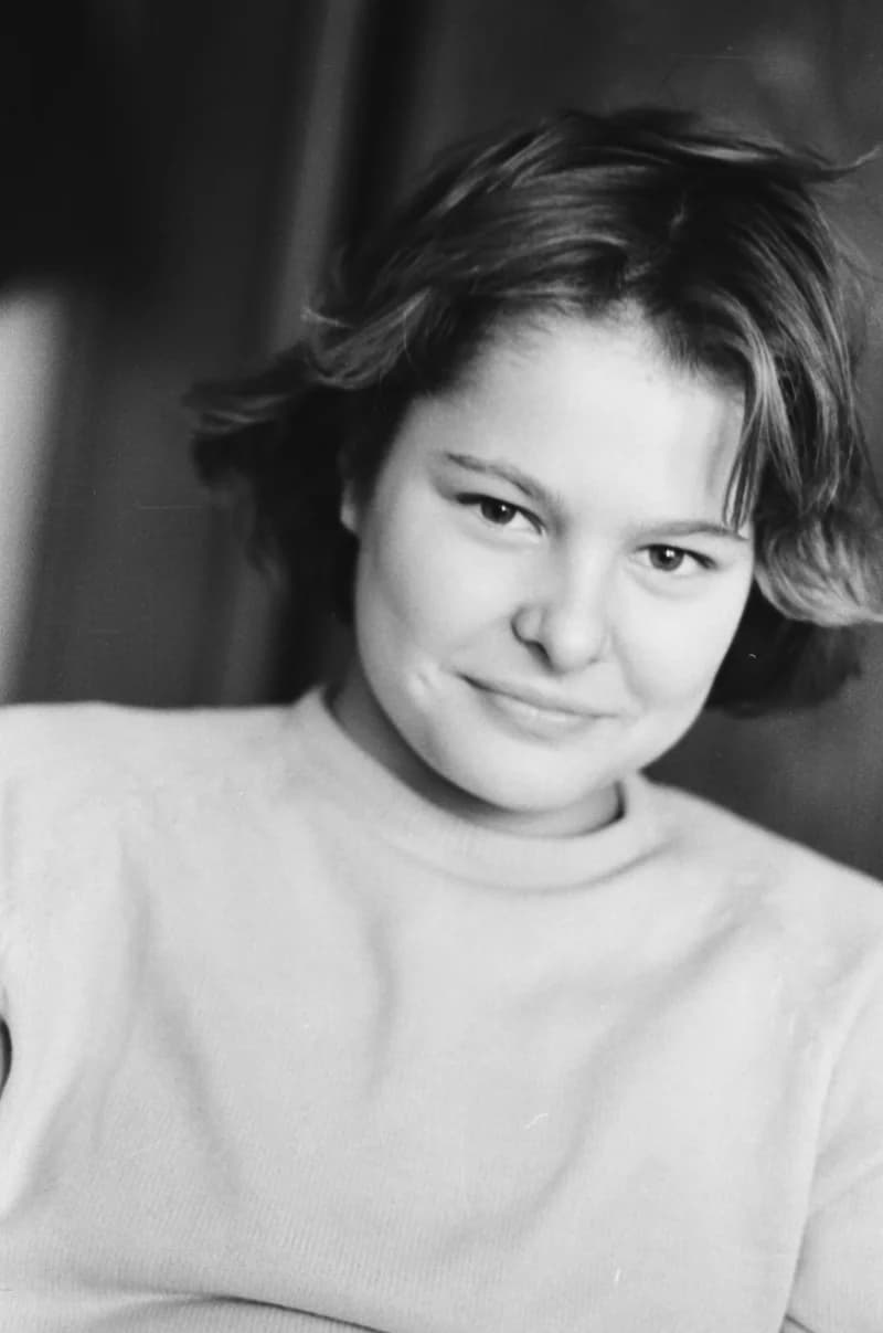 I. L. Ribal iskola kis színjátszói és Krnács Erika