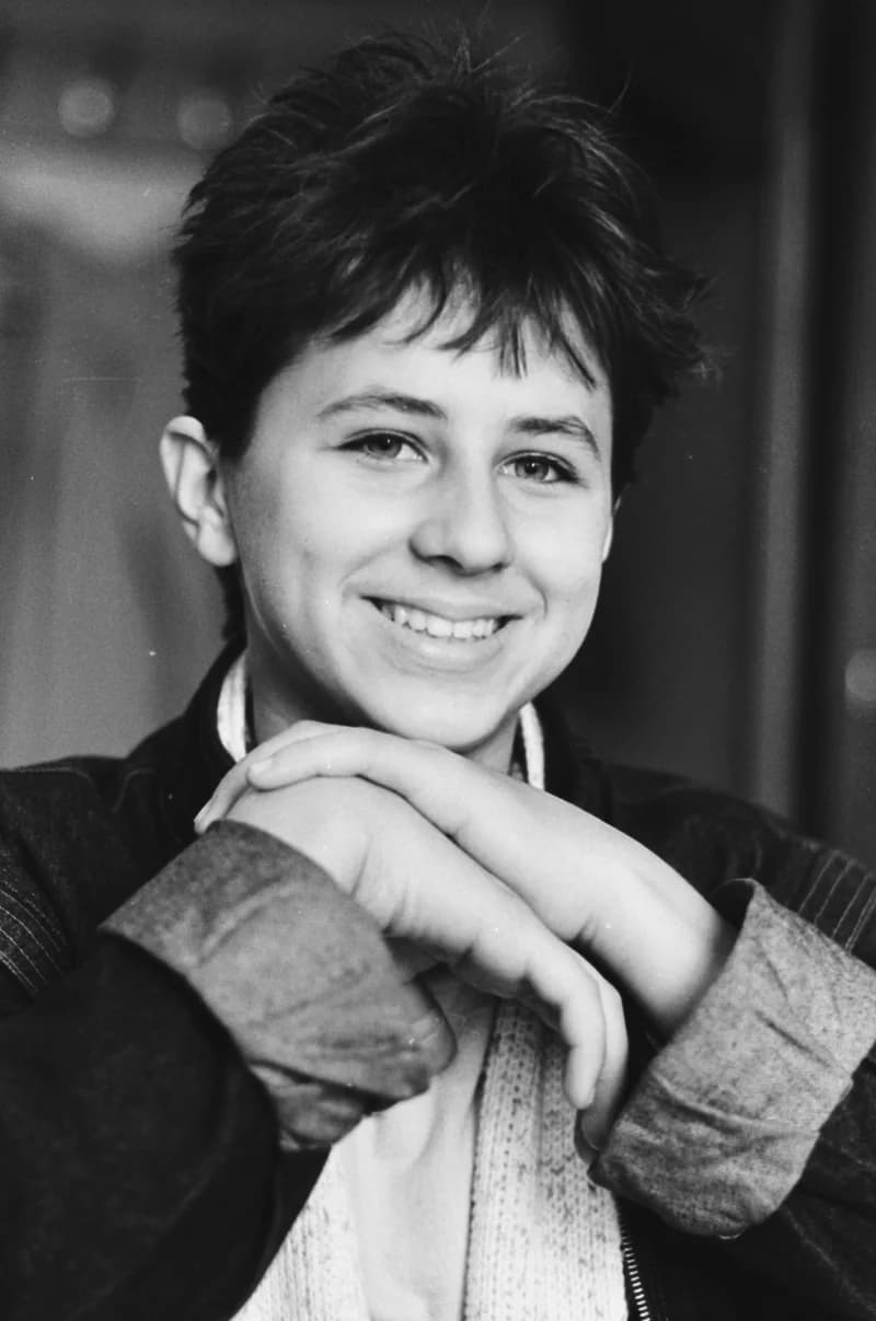 I. L. Ribal iskola kis színjátszói és Krnács Erika