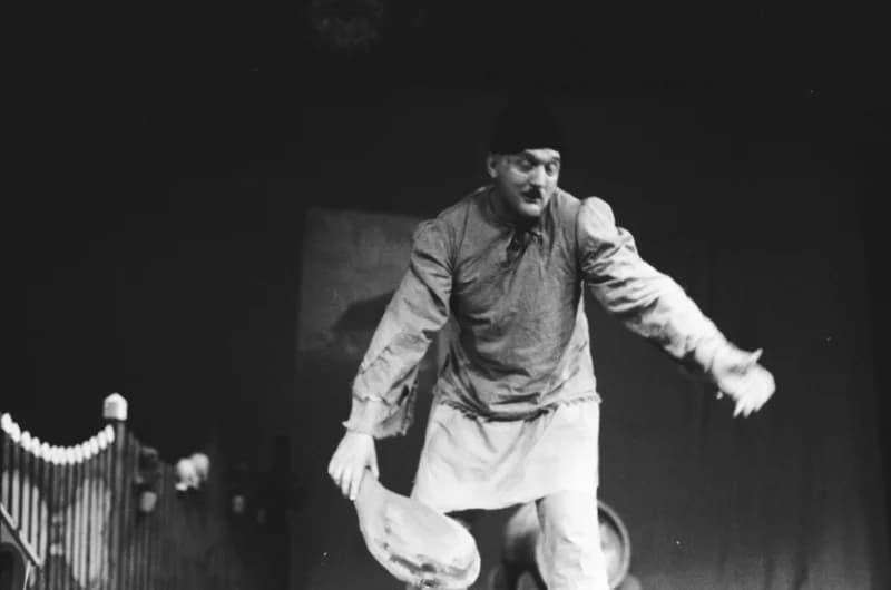 Tóth E.: A falu rossza, avagy a negyedik ablak /r.: Hernyák Gy./