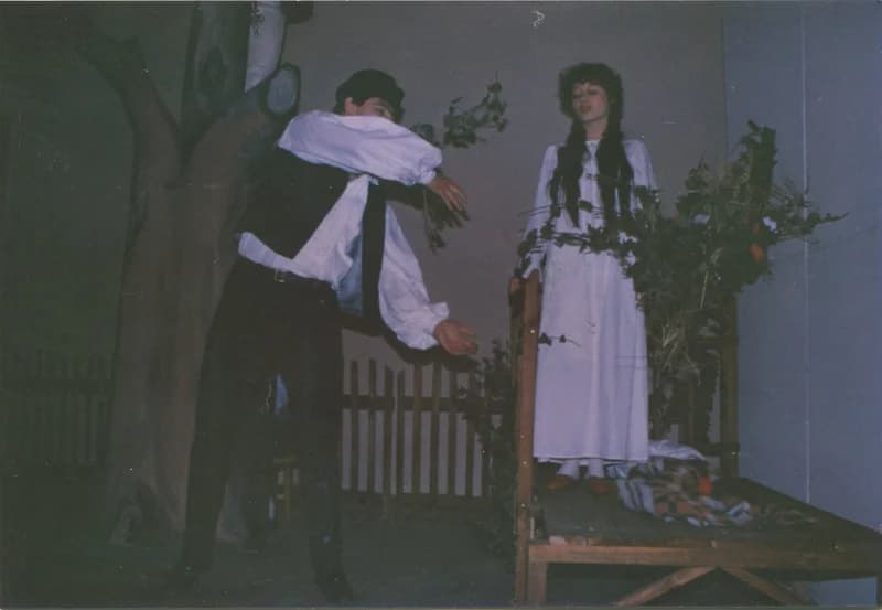 Az egyesület színjátszóinak előadása: Tamási Áron: Énekes madár