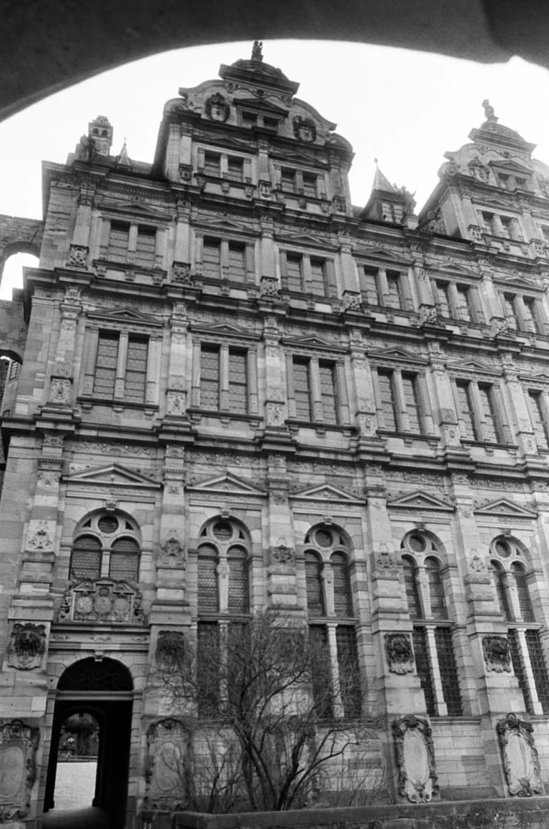 NSZK - Stuttgartban  Göncz Jánosnál