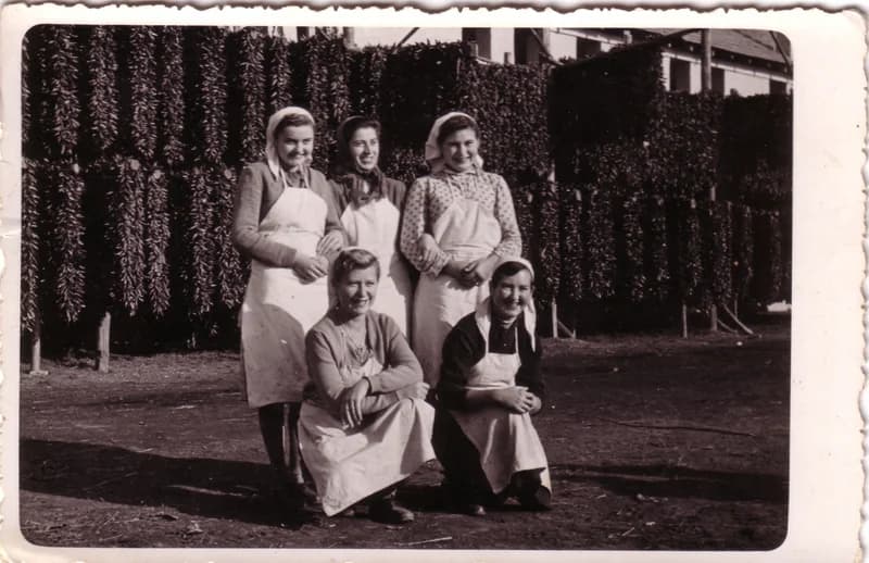 Paprika malom  dolgozói