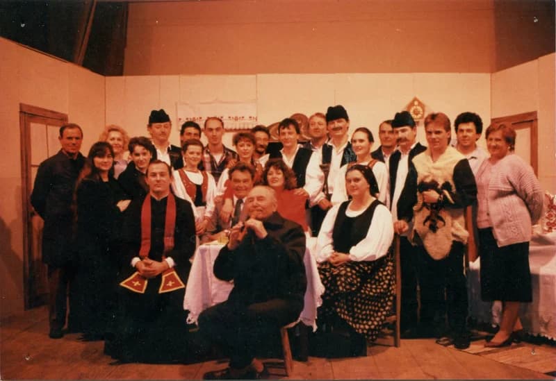 Az egyesület színjátszóinak előadása: Tamási Áron: Énekes madár