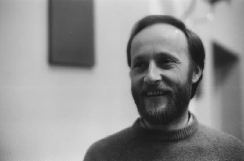 Mrozek: Ház a határon