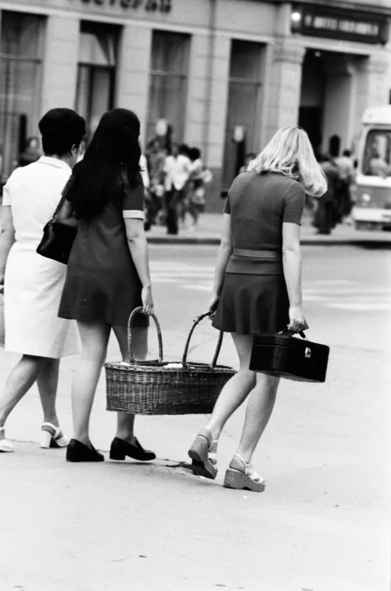 Gyerekek Újvidék utcáin