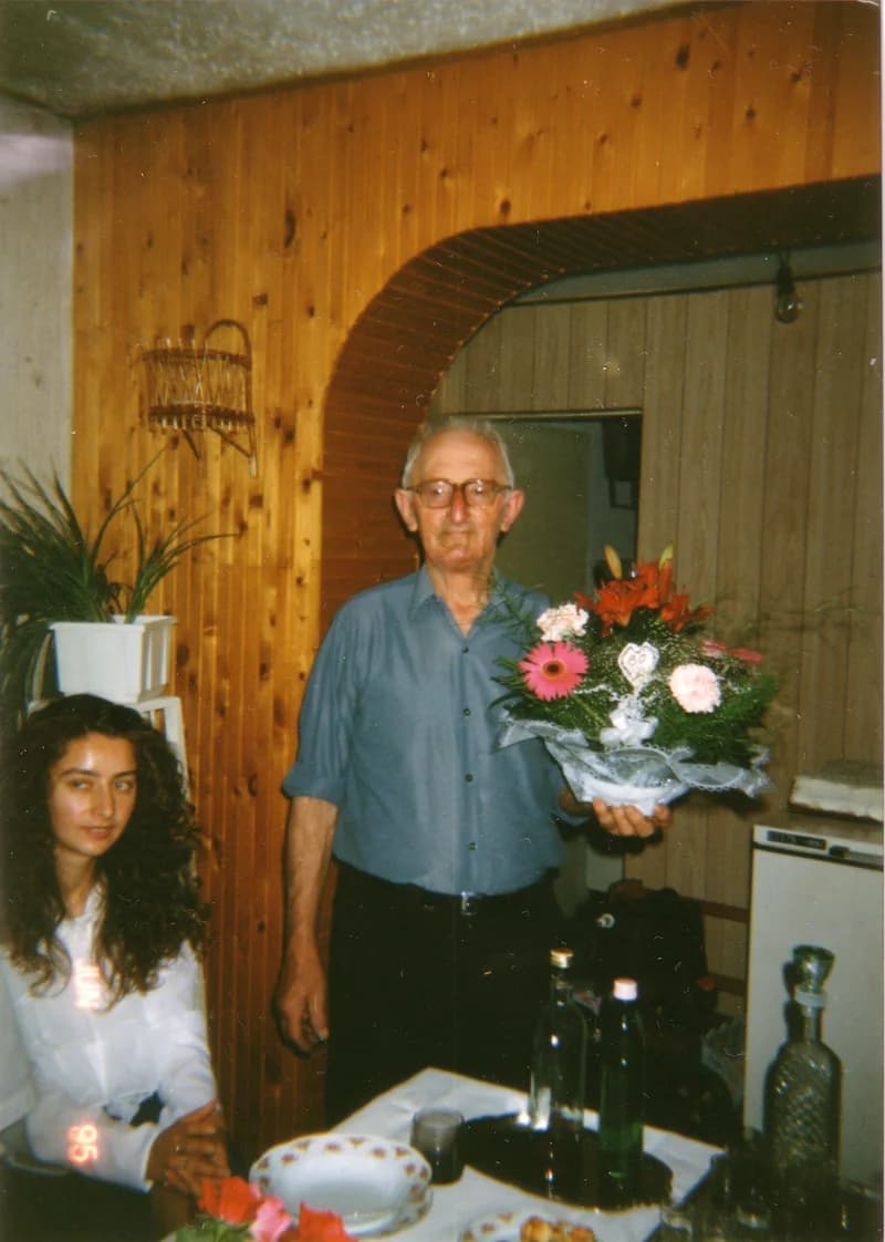 Simon Mihály  kosárfonó mester 80 éves