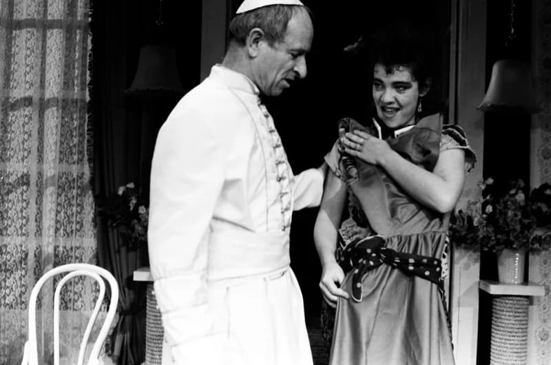 Aznap, amikor a pápát elrabolták