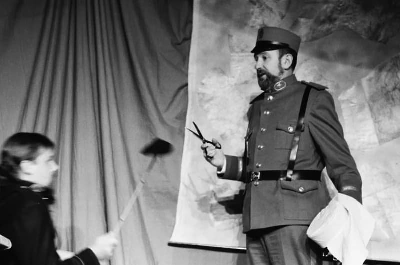 Rejtő Jenő : Kabaré (IV.)