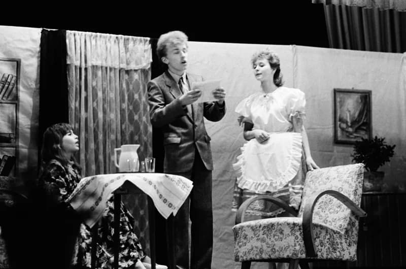 Négyesfogat. Kupuszinai műkedvelők