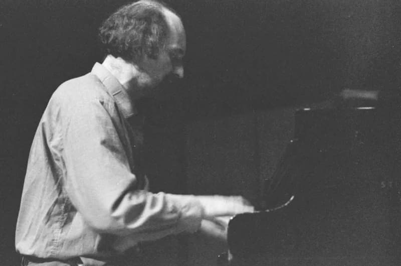 Szabados György /M-Stúdió/