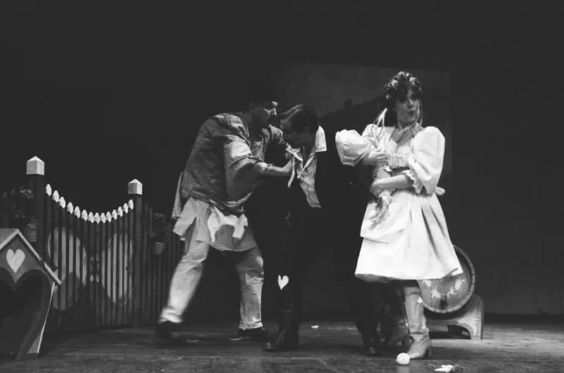 Tóth E.: A falu rossza, avagy a negyedik ablak /r.: Hernyák Gy./