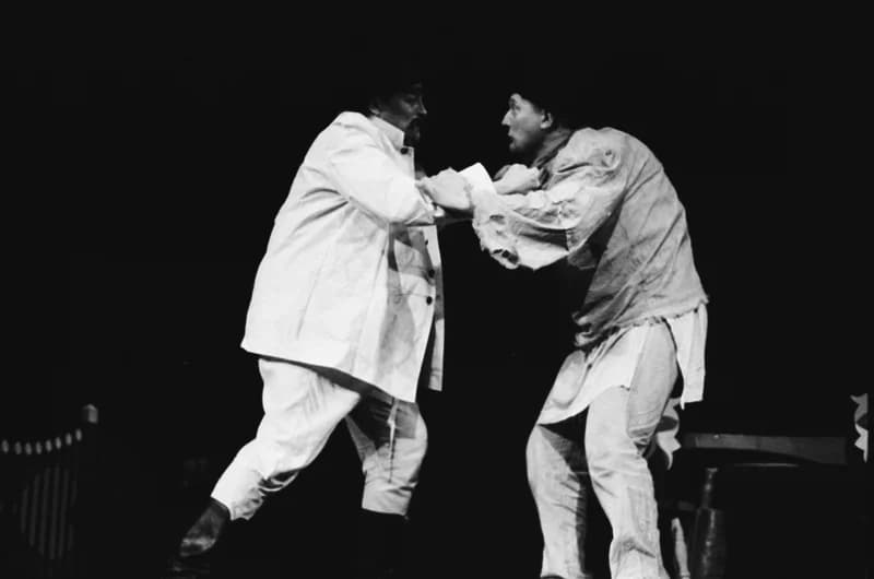 Tóth E.: A falu rossza, avagy a negyedik ablak /r.: Hernyák Gy./