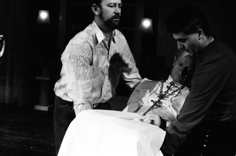 Aznap, amikor a pápát elrabolták