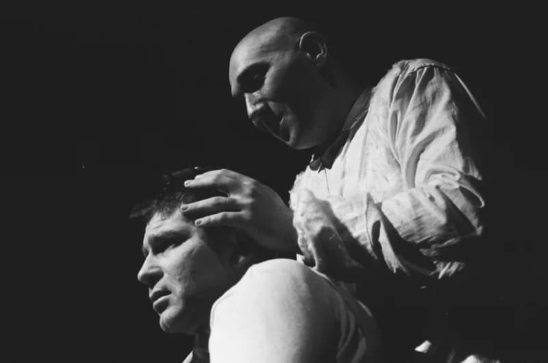 Tömöry Péter (r.), Tolnai Ottó: Paripacitrom 