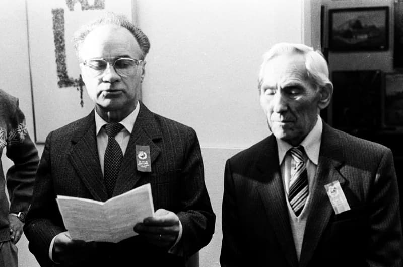 A Nagyapáti Kukac Péter-díj átadása Petrik Pálnak 