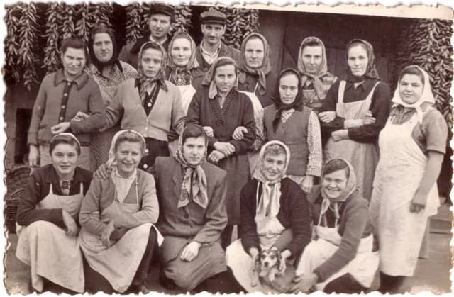 Paprikafűzők a malomban 2.