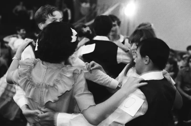 Tánciskola vizsgabál Kispiacon