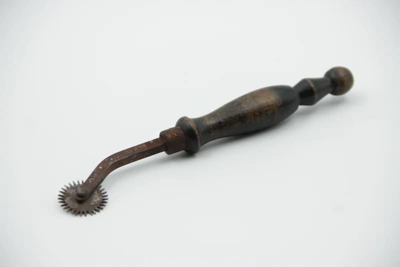 Rádli – szabásminta-jelölő