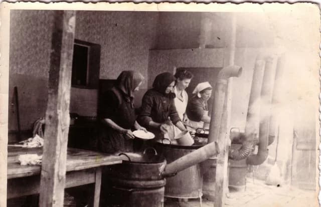 Mosogatás lakodalomban