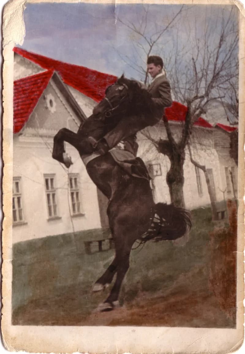 Szarapka László a lován