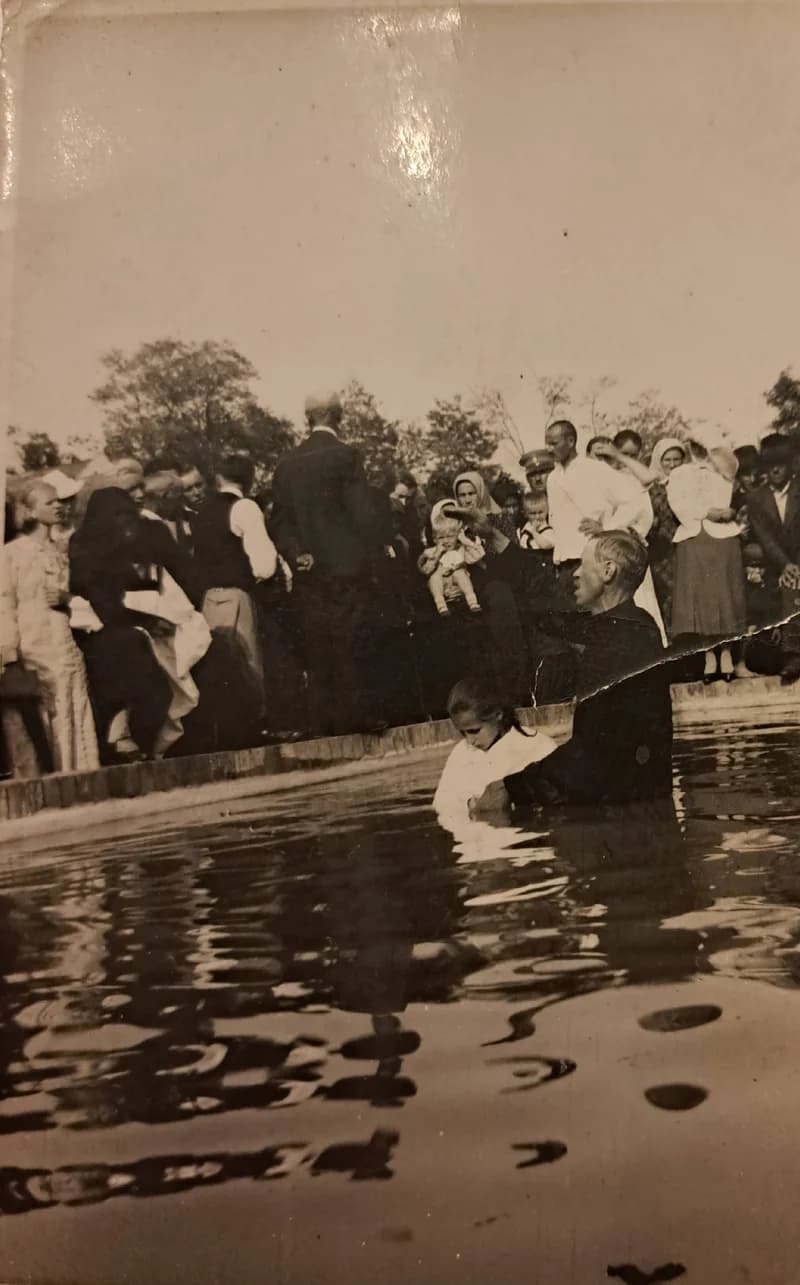 Bemerítés a baptista közösségben Pacséron