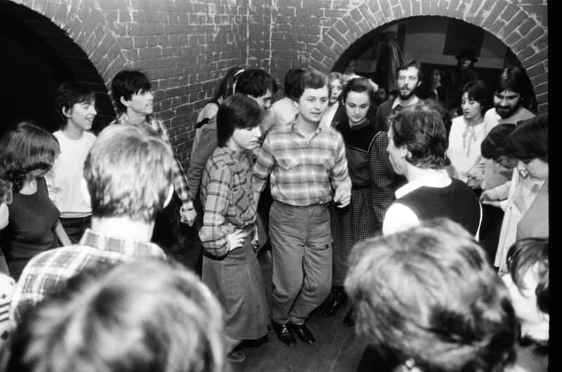 A Hívogató együttes az Ifjúsági Tribün pincéjében