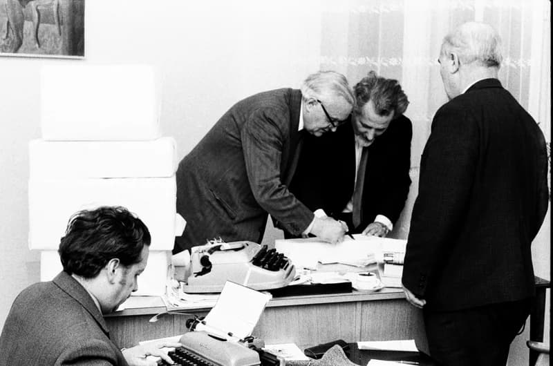 Román műkedvelő színjátszók  szemléje