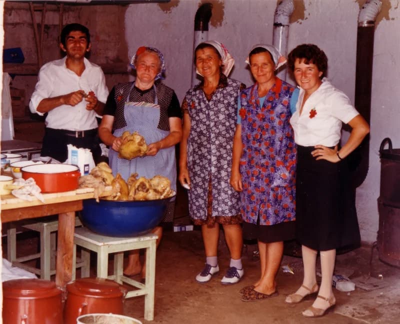 Lakodalmi szakácsok és pincérek