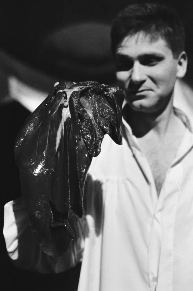 Mrožek: Mészárszék