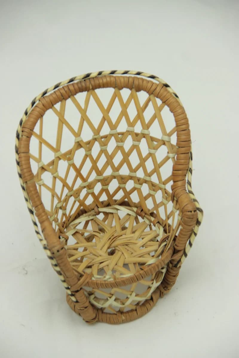 Fonott szék – gyermekjáték