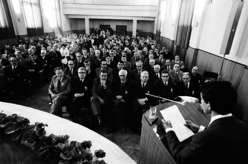 Emlékmű átadás Lovćenacon