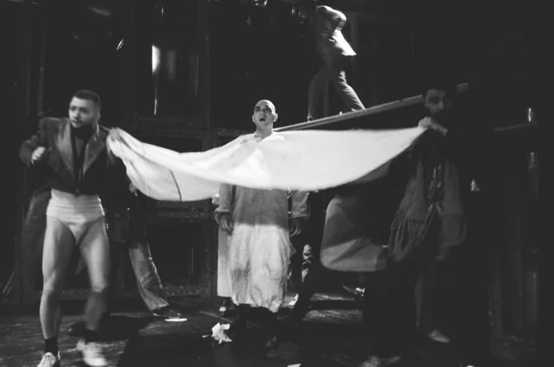 Tömöry Péter (r.), Tolnai Ottó: Paripacitrom 