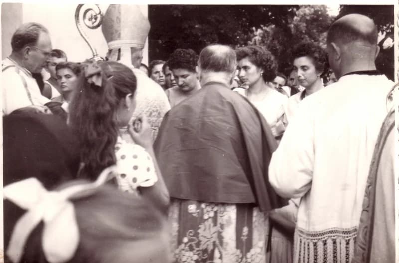 Simon Magdolna bérmálkozása