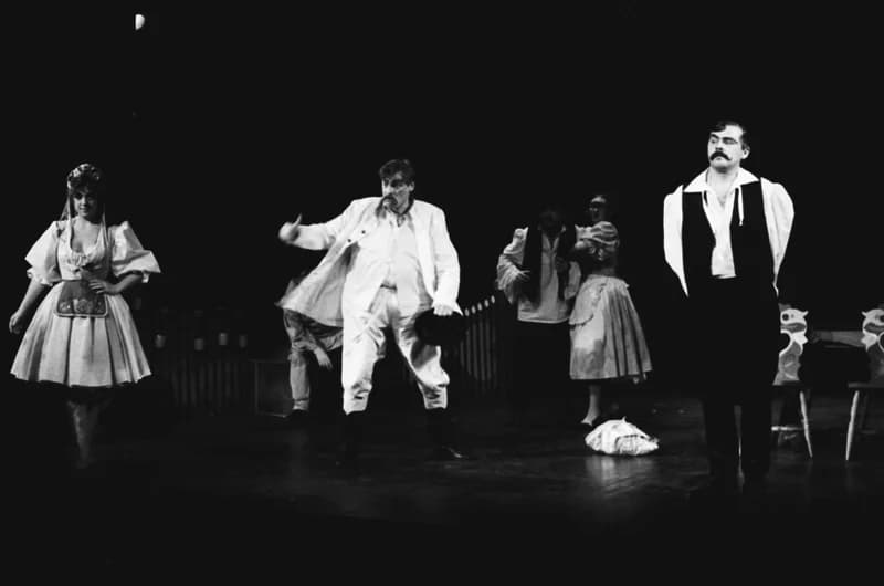 Tóth E.: A falu rossza, avagy a negyedik ablak /r.: Hernyák Gy./