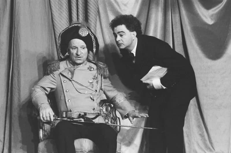 Rejtő: Kabaré (IV.)