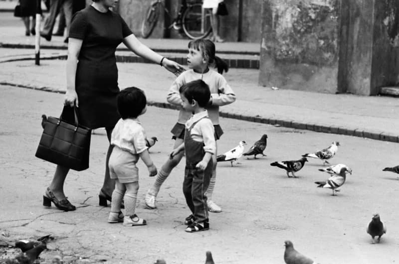 Gyerekek Újvidék utcáin