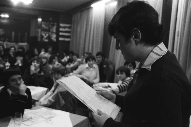 KMV - Becsei Önképzőkörösök a Fórum Klubban