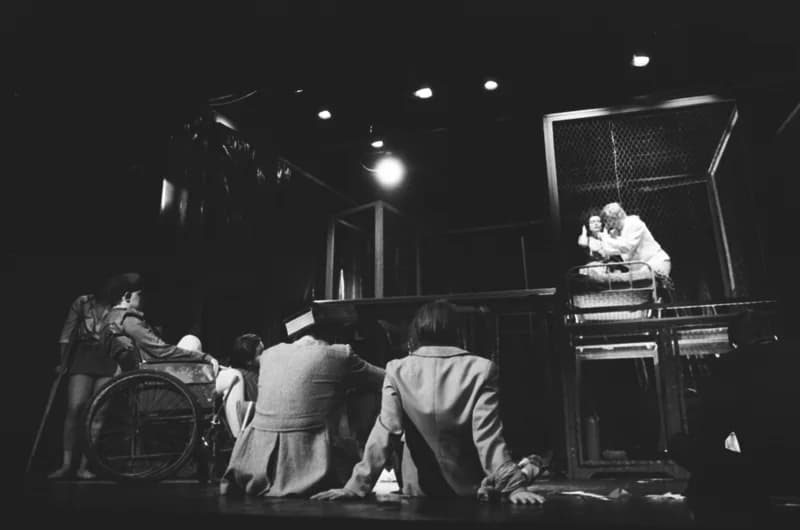 Tömöry Péter (r.), Tolnai Ottó: Paripacitrom 