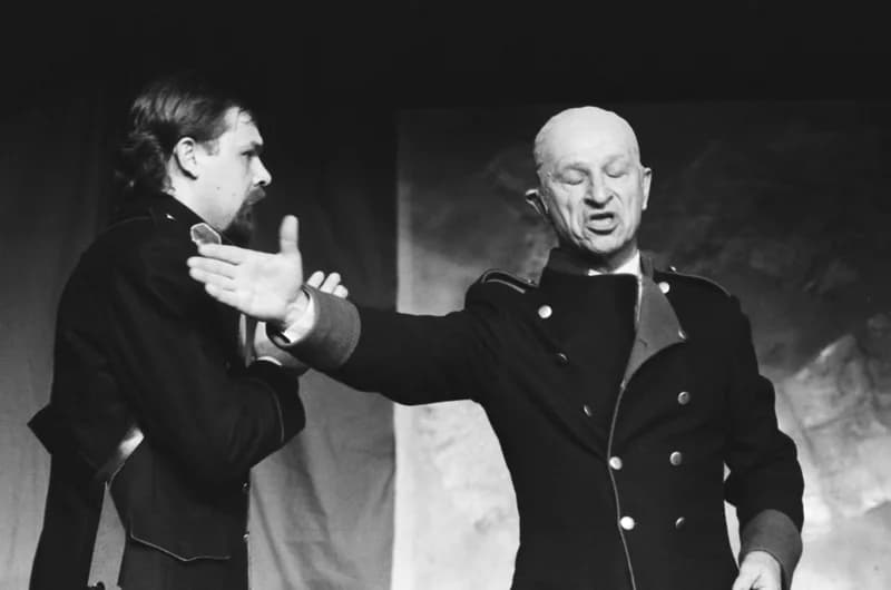 Rejtő Jenő : Kabaré (IV.)