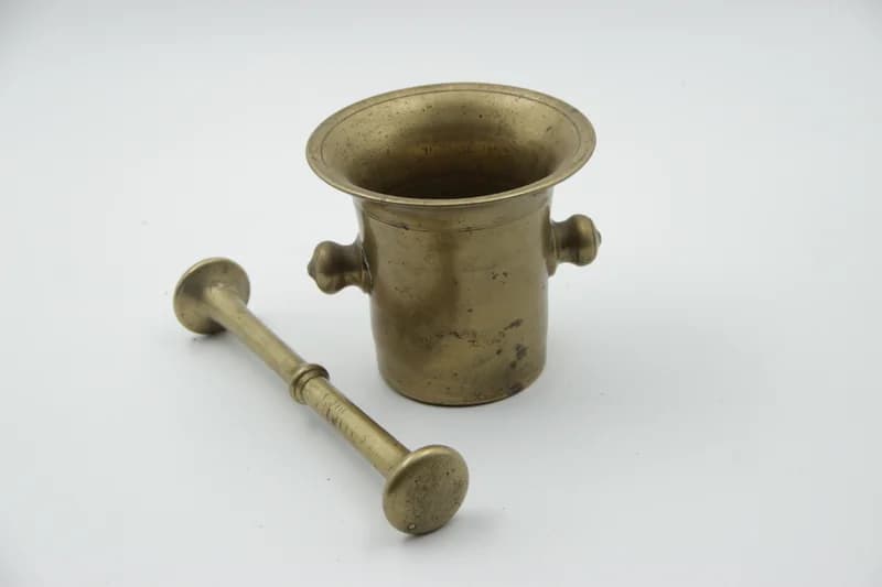 Rézmozsár és mozsárütő