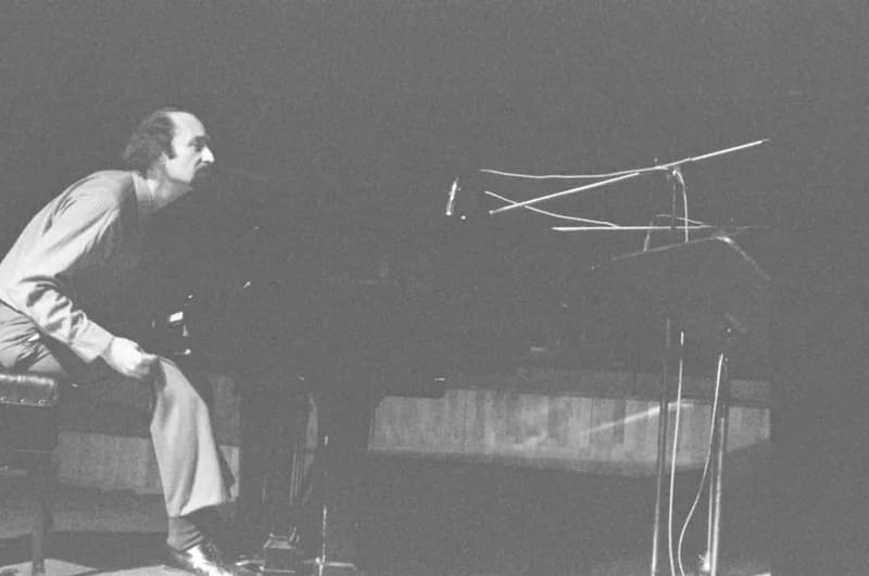 Szabados György /M-Studió/