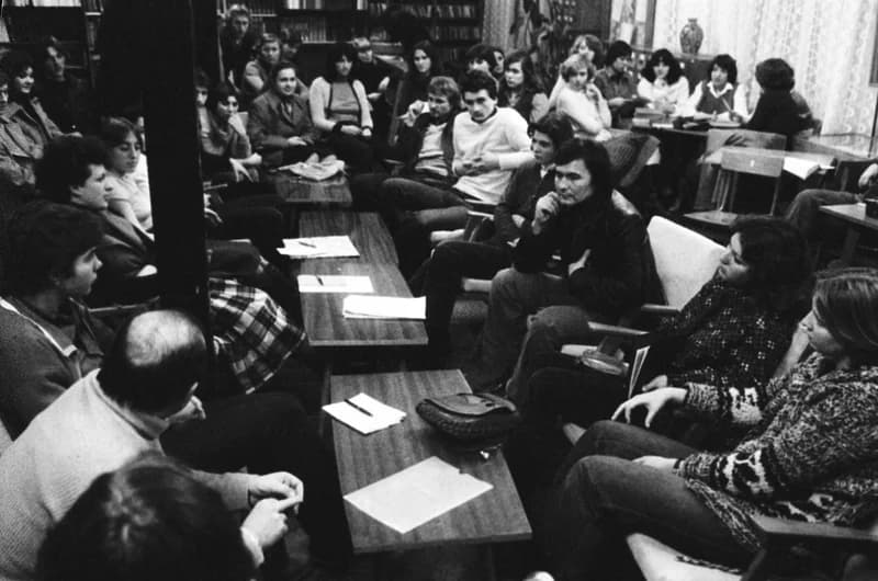 A Képes Ifjúság Topolyán a könyvtárban