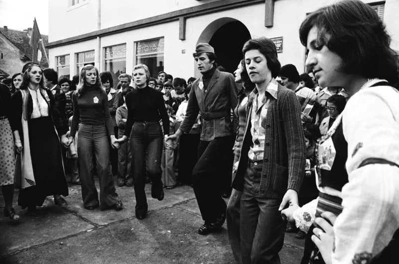 Emlékmű átadás Lovćenacon