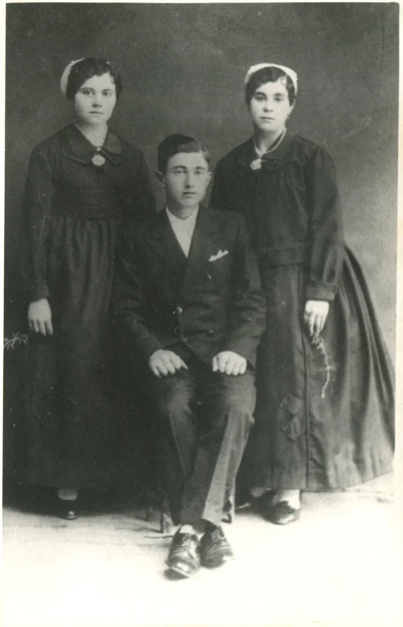 Temerini népviselet