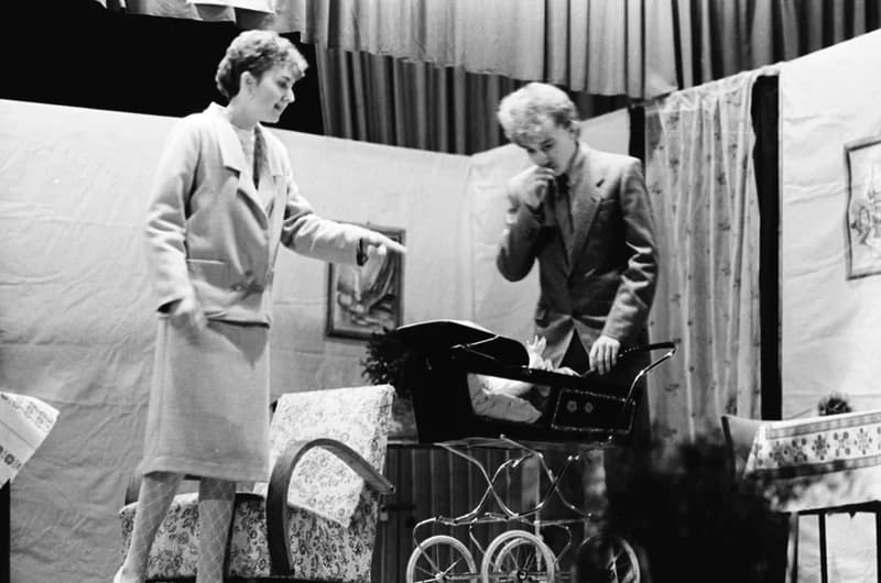 Négyesfogat. Kupuszinai műkedvelők