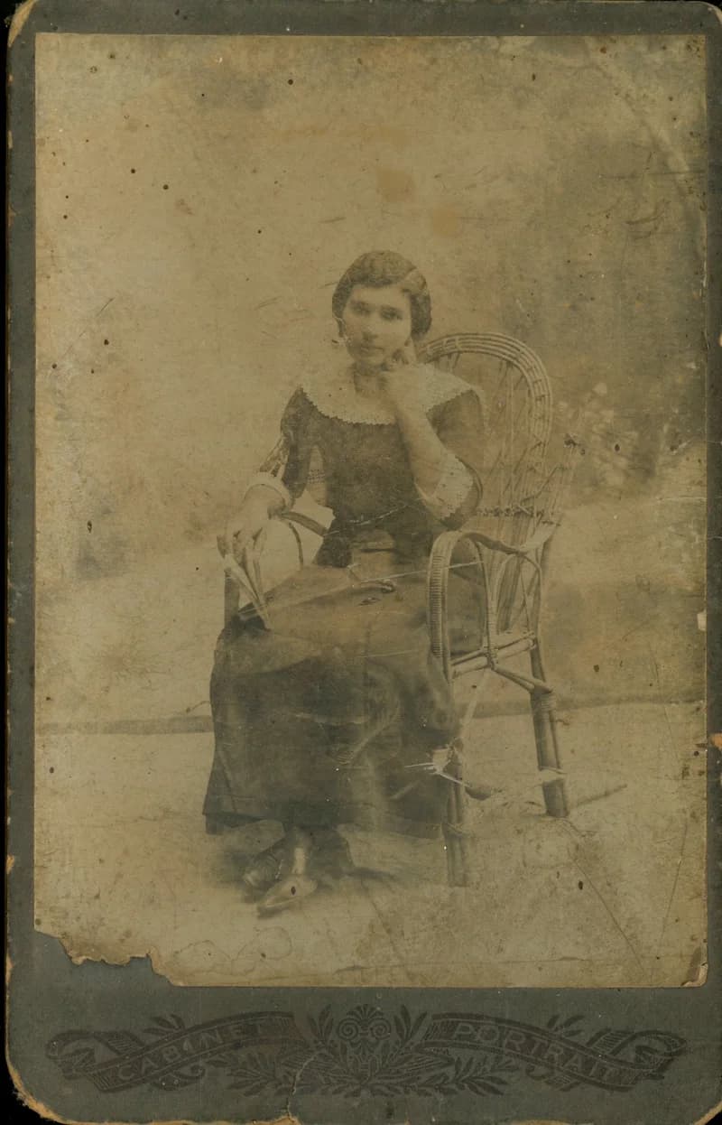 Fiatal nő portréja