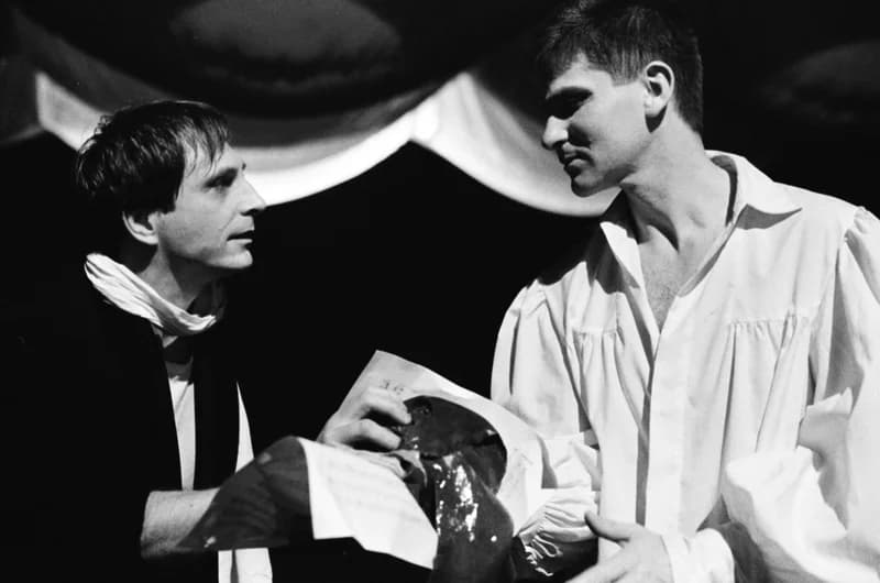 Mrožek: Mészárszék