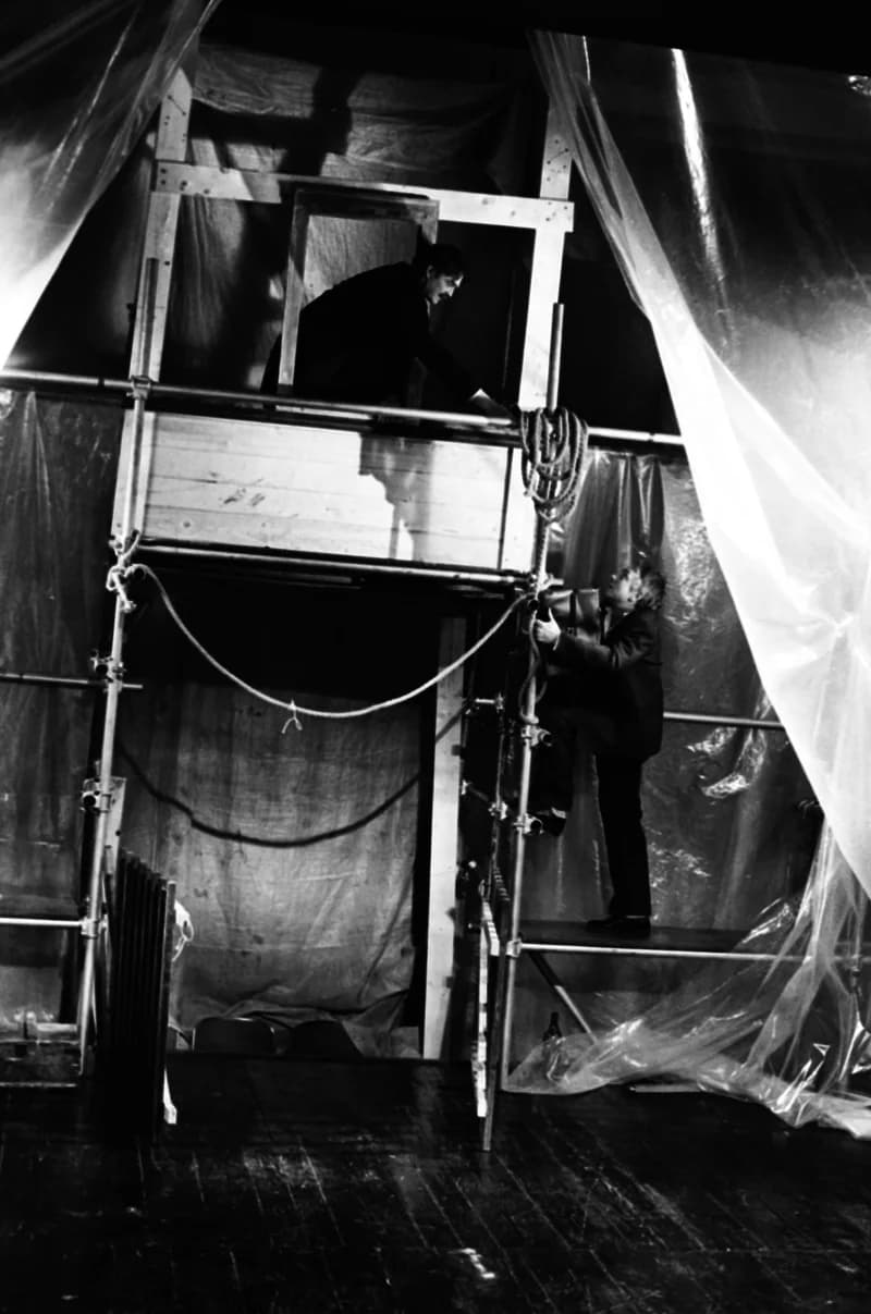 Gobby Fehér Gy.: A hajó (r.: Soltis Lajos) /próba/